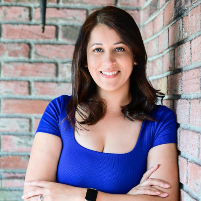 Headshot portrait of Founder & CEO Gisselle Amparo